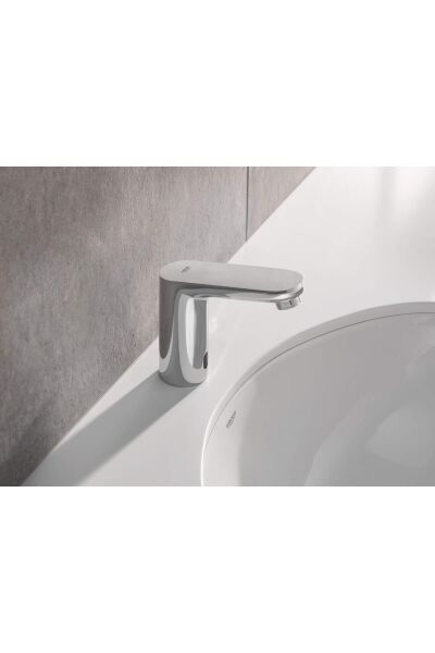 Eurosmart Cosmopolitan E Fotoselli Lavabo Bataryası, Çift Su Girişli Pilli - 36327001